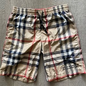 Burberry short